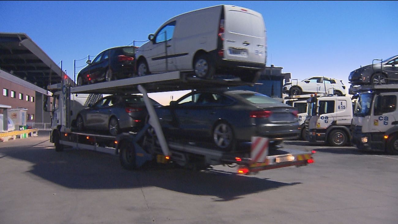 La crisis llega al sector del transporte de vehículos nuevos