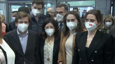 Ayuso y Almeida sitúan en 2022 la consolidación del turismo: "Venderemos Madrid como la última Coca-Cola en el desierto"