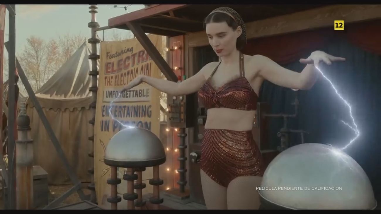 Guillermo del Toro penetra en 'El callejón de las almas perdidas'