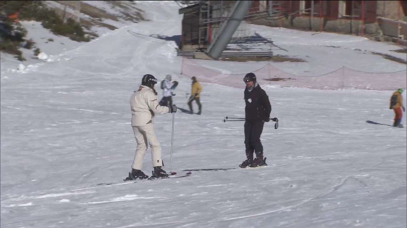 Valdesquí necesita cubrir urgentemente vacantes de empleo de personal de limpieza y hostelería