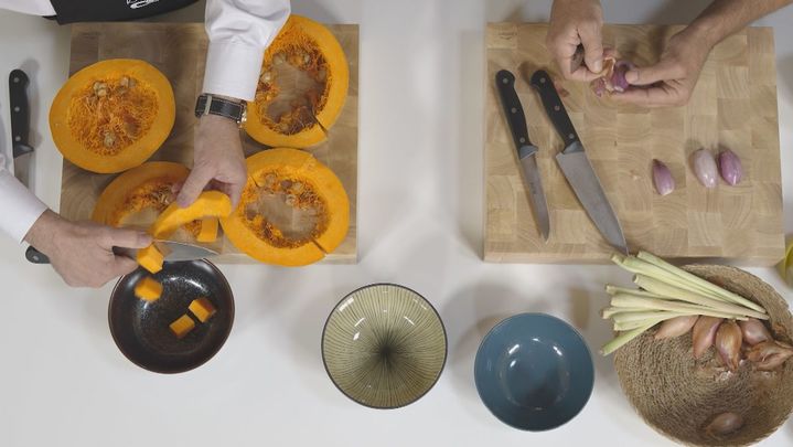 Receta de crema de calabaza y sinfonía de frutos rojos