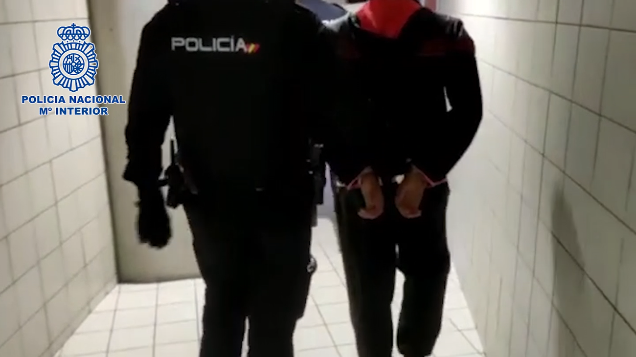 Detenidos en Móstoles varios individuos tras robar una cinta transportadora