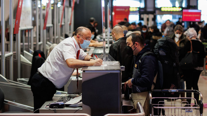 Europa cambia las restricciones por covid para los viajeros