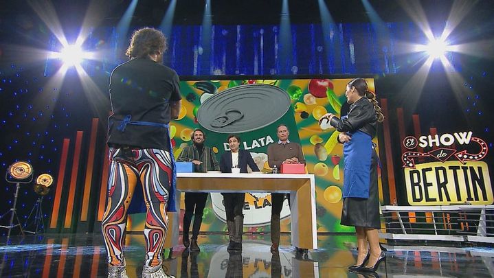 "El Sevilla" y Vicky Martín Berrocal, de nuevo ante Pepe Rodríguez, para demostrar sus dotes culinarias / Telemadrid