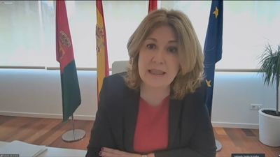 La alcaldesa Natalia de Andrés anuncia que no dimitirá y que su inhabilitación es "mercantil"