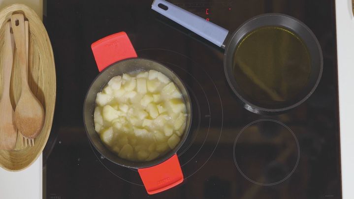 Receta de patatas revolconas con cordero