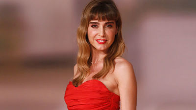 Irene Arcos interpreta a una profesora "kamikaze absoluta" en ‘Todos mienten’