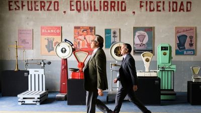 'El buen patrón' y 'Madres paralelas' ganan en la gala de los Premios Feroz