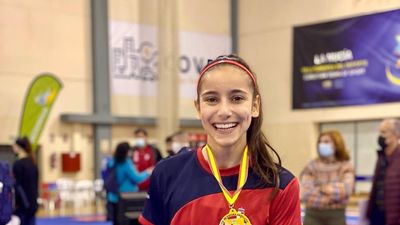 Adriana Cerezo revalida el campeonato de España de taekwondo