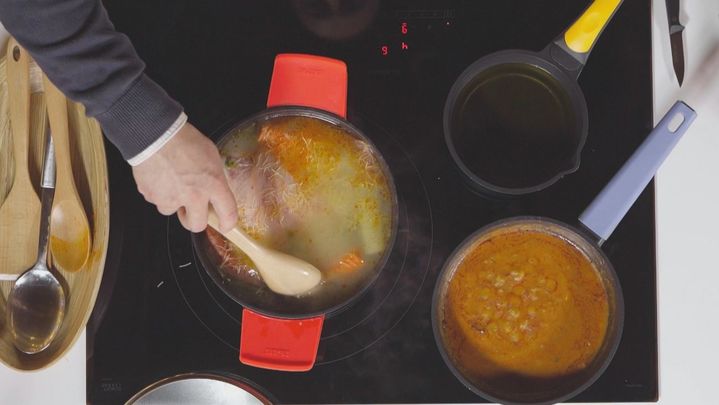 Receta de codillo con berzas