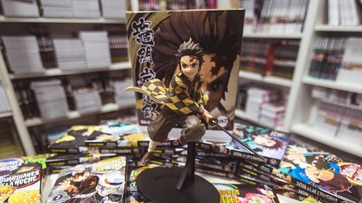 'Otaku Center' / OMEGA CENTER