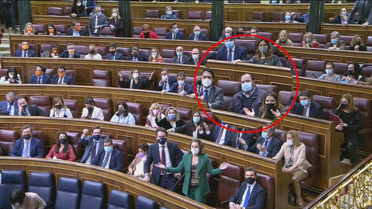 Los letrados del Congreso dan por válido el voto de Casero y descartan el error informático