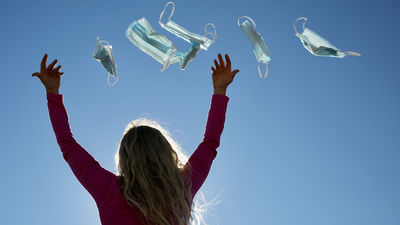 El  Gobierno aprueba este martes el fin del uso obligatorio de mascarilla en interiores