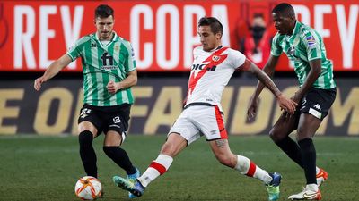 1-2. El Rayo Vallecano aplaza el sueño de la Copa