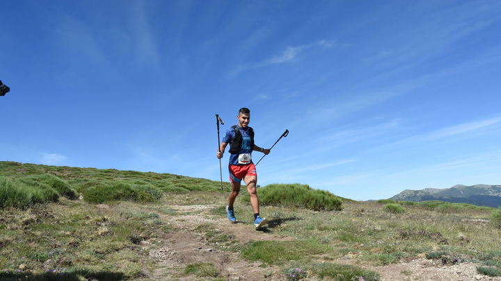 Uno de los participantes en una edición del MAM, por las alturas de la Sierra de Guadarrama / ADM