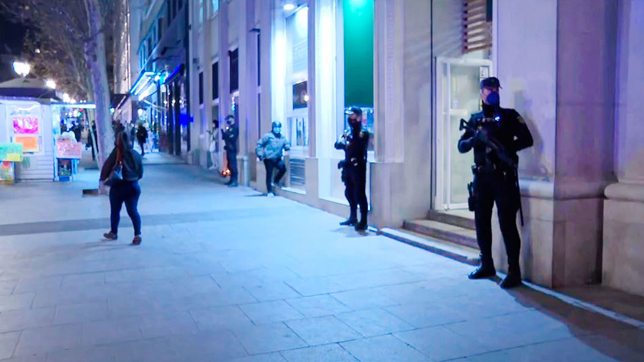 El Gobierno no ve necesario instalar detectores de metales en las discotecas de Madrid contra las bandas latinas