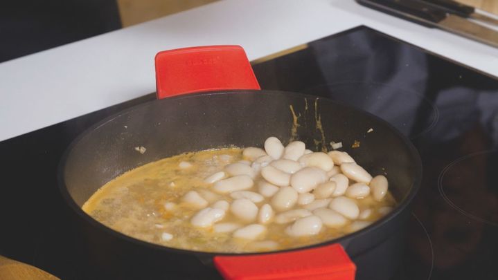 Receta de fabes con almejas y langostinos