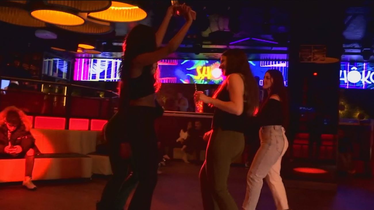 Reabre el ocio nocturno en Cataluña