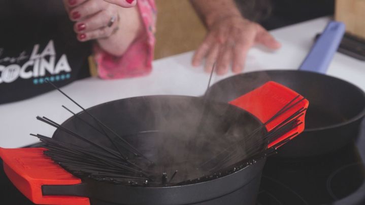 Receta de espaguetis negros mar y montaña