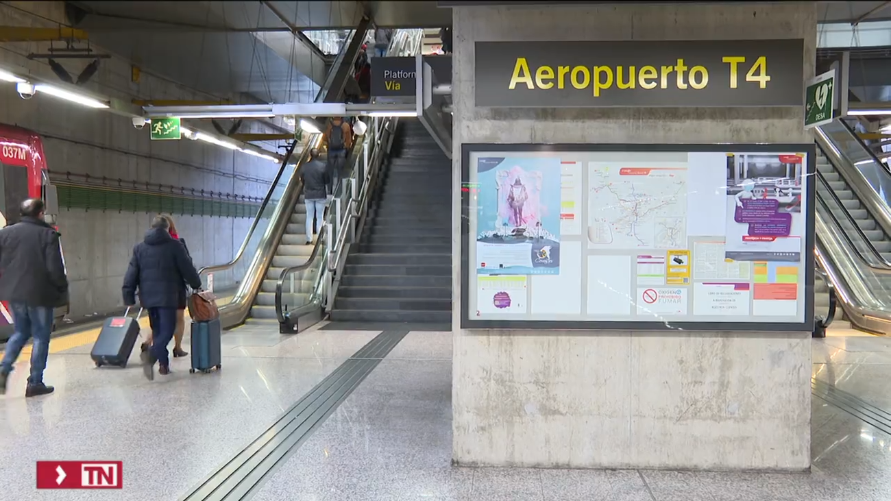 Un vigilante de Renfe de Barajas encuentra y devuelve una mochila con 7.300 euros