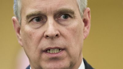 El príncipe Andrés zanja con un acuerdo la demanda por presuntos abusos