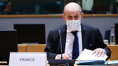 Francia no responderá militarmente, "de forma inmediata", en caso de invasión rusa