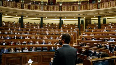 Casado, a Sánchez: “¿Está usted con las víctimas o con los verdugos?"