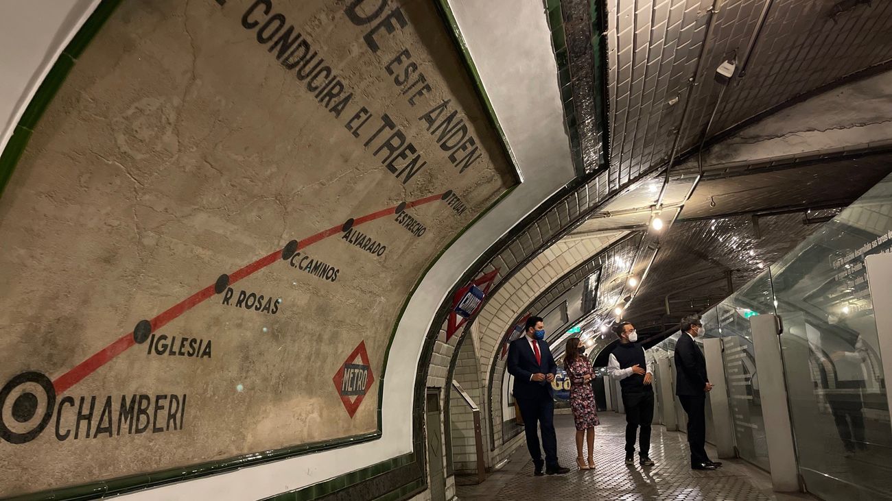 Un pasaporte (no Covid) para poder viajar por la historia del Metro de Madrid