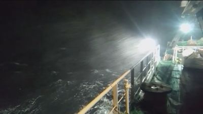 Así está siendo la labor de rescate en alta mar de los cuerpos desparecidos del pesquero hundido