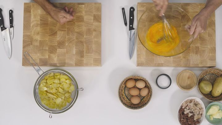 Receta de tortilla de patatas y croquetas al estilo Almeida