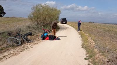Arrollan a un ciclista en el Camino Valdeyeso de Navalcarnero