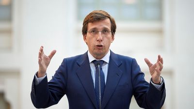 Almeida niega cualquier encargo a la EMV para espiar a Ayuso, "pero si lo hubiera tomaremos medidas de forma inmediata"