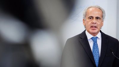 Escudero defiende que la gestión de contratos sanitarios del Gobierno de Ayuso ha sido "transparente y legal"