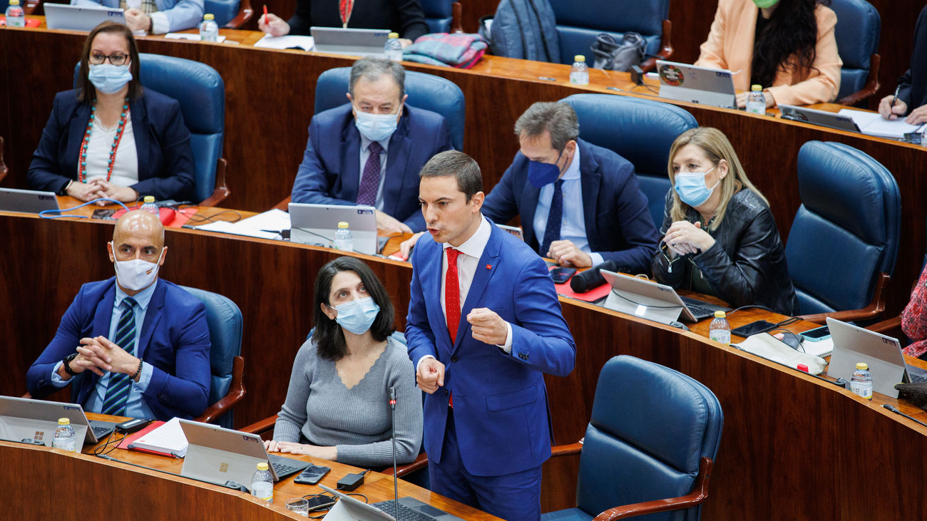 La izquierda en la Asamblea de Madrid pide una comisión para analizar si Ayuso ha permitido contratos irregulares