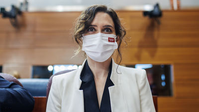 Ayuso anuncia la instalación de unidades móviles bancarias en 10 muncipios  de Madrid