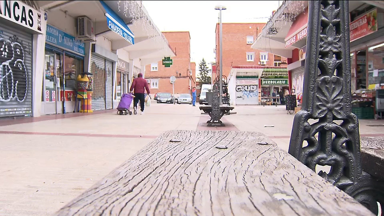 Padres y profesores reclaman más recursos para evitar que las banda capten a jóvenes en los institutos