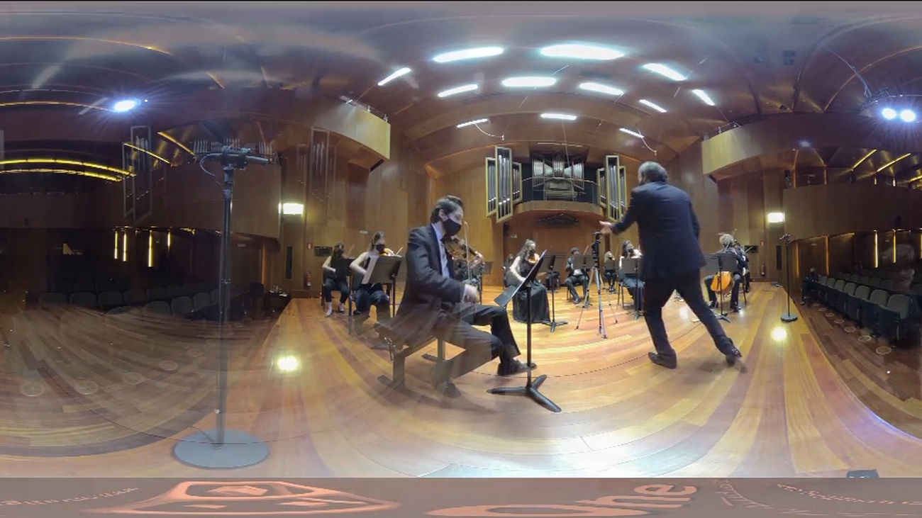 La realidad virtual acerca la música clásica a los colegios