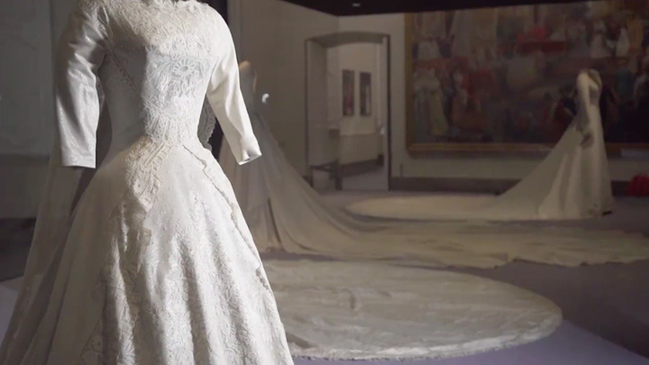 Los vestidos de boda de las reinas / Telemadrid