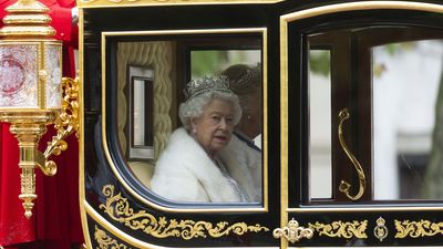 La reina Isabel II de Inglaterra da positivo en Covid-19