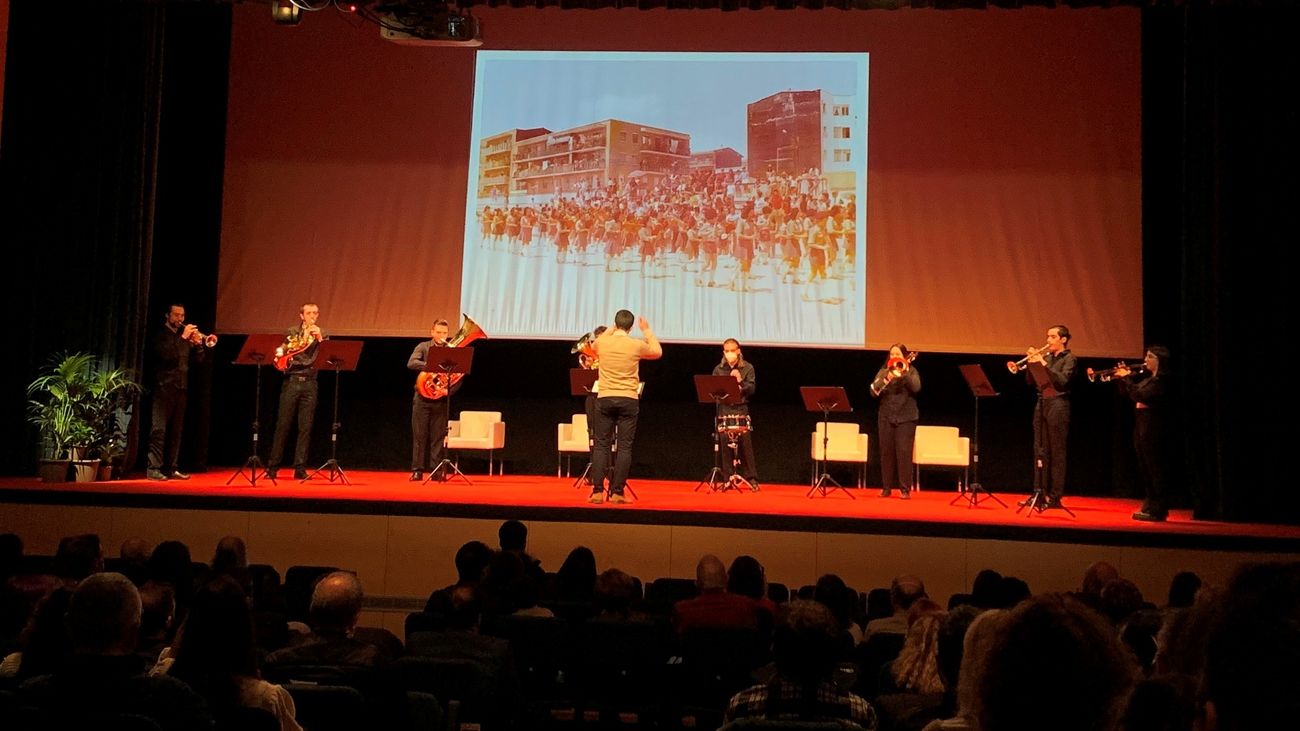 Actuación de la Escuela Musical de la Comunidad por sus 50 años en Leganés