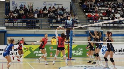 Voleibol Alcobendas se lleva el derbi ante el Leganés en la Superliga femenina