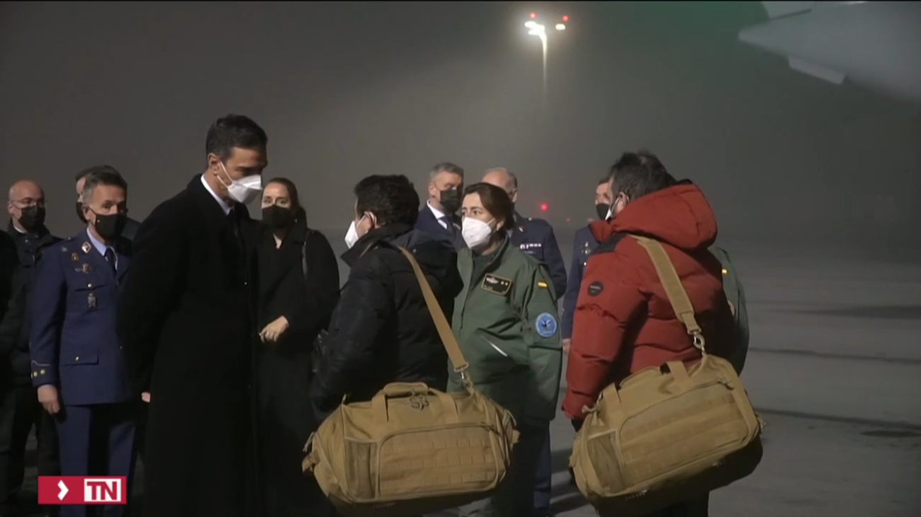 Llegan a Santiago los tres supervivientes del Villa de Pitanxo