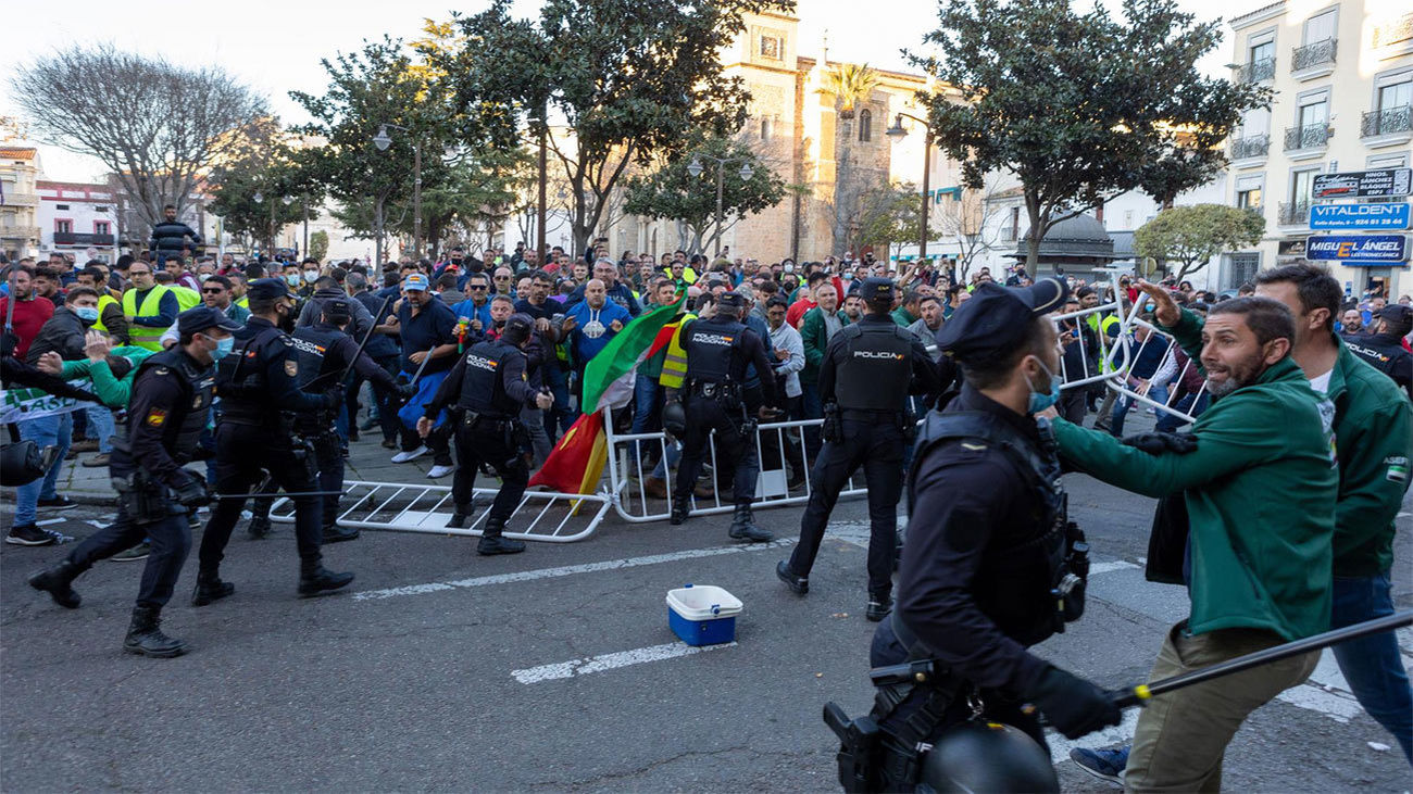 Moncloa blinda la seguridad de Sánchez ante el rechazo de la calle
