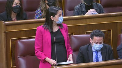 Críticas, elogios y reproches en la primera Sesión de Control tras la marcha de Casado