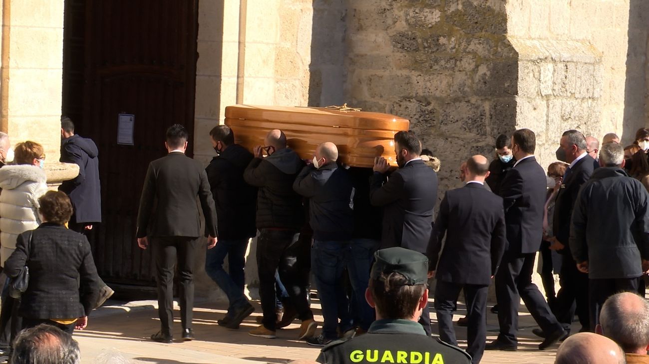 Funeral por Esther López de la Rosa en Traspinedo
