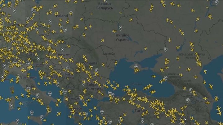 Los efectos sobre la aviación civil / REDACCIÓN