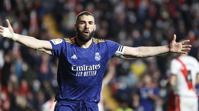 0-1. El Real Madrid gana al Rayo con un gol de Benzema