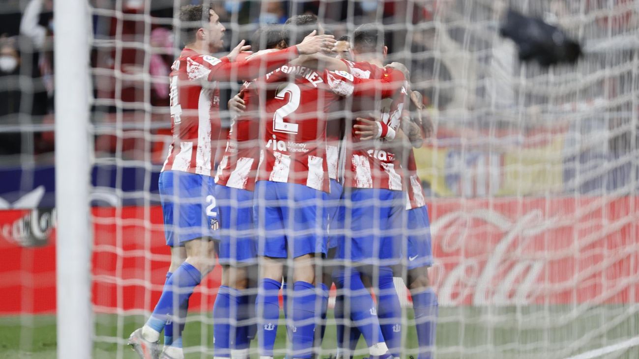 Jugadores del Atlético de Madrid celebran uno de los tantos