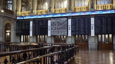 La Bolsa española abre casi plana a la espera del BCE y la inflación en EEUU
