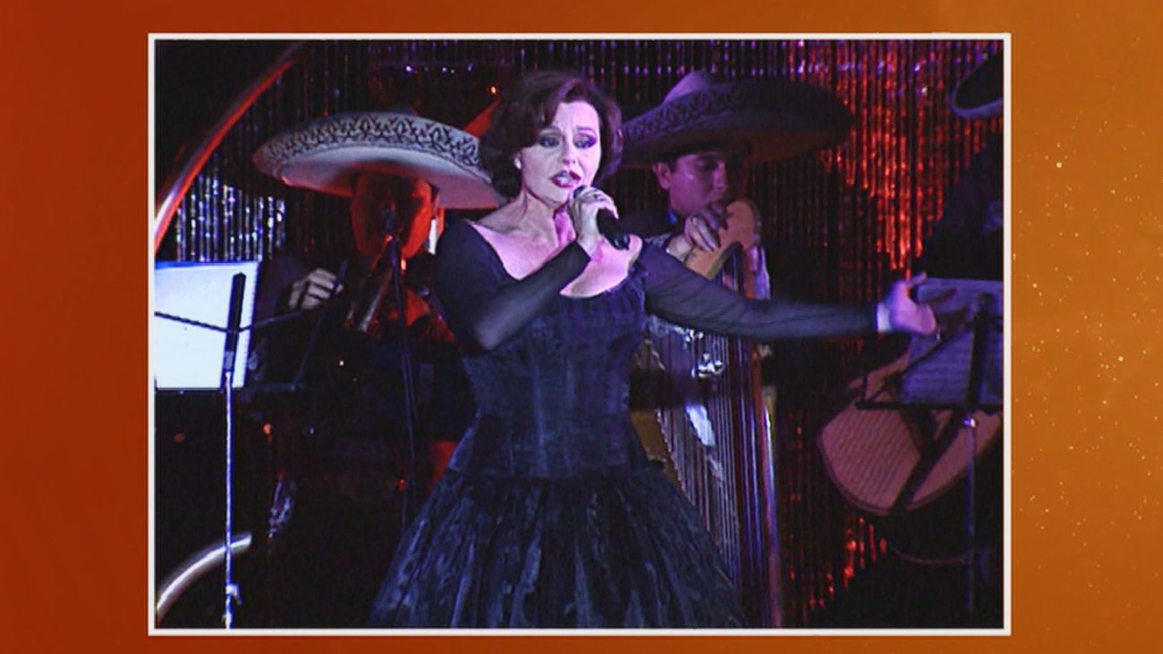 Rocío Dúrcal, 'La reina de las rancheras' que conquistó México